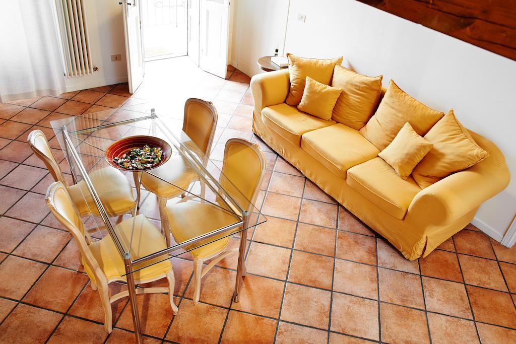 P&P Piazza Bergamo Apartment Luaran gambar