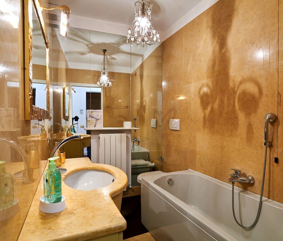 P&P Piazza Bergamo Apartment Luaran gambar