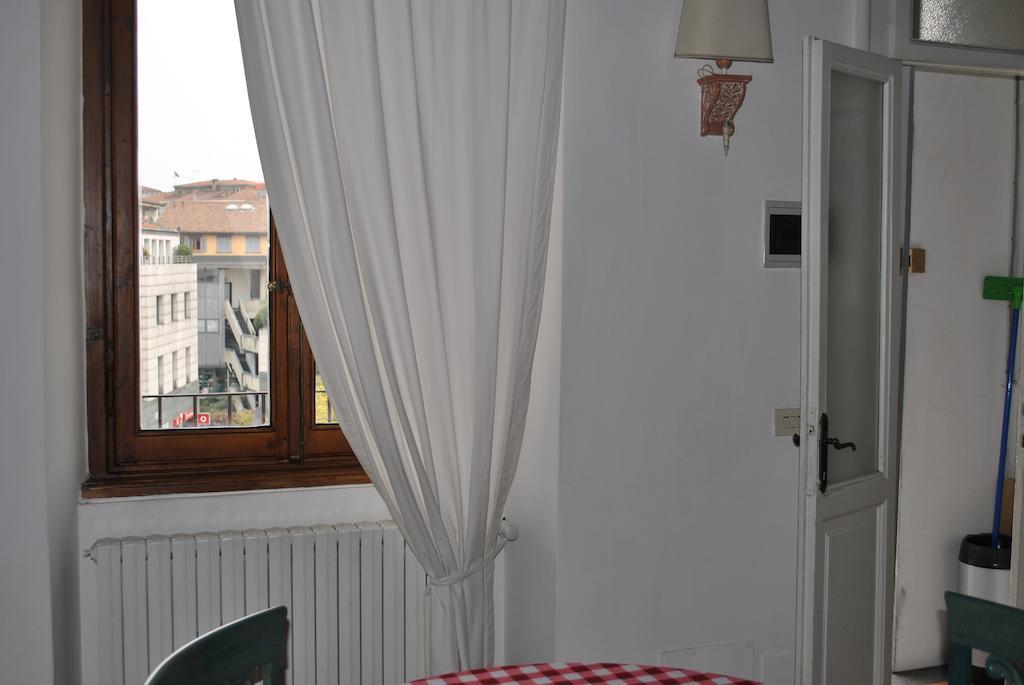 P&P Piazza Bergamo Apartment Luaran gambar