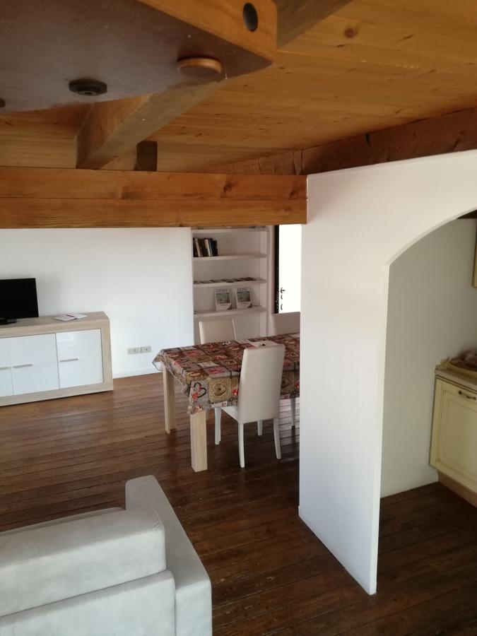 P&P Piazza Bergamo Apartment Luaran gambar