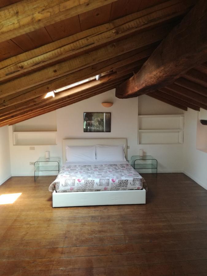 P&P Piazza Bergamo Apartment Luaran gambar